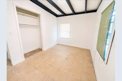 9113 Oak Knoll Lane, Houston, TX 77078 - Photo 16