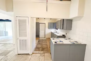 9113 Oak Knoll Ln, Houston, TX 77078 - Photo 8