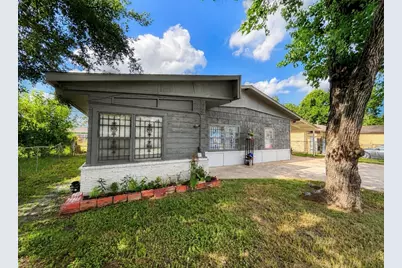 9113 Oak Knoll Lane, Houston, TX 77078 - Photo 1