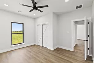 619 Chuckwagon Trail, Angleton, TX 77515 - Photo 26