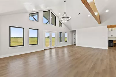 619 Chuckwagon Trail, Angleton, TX 77515 - Photo 18