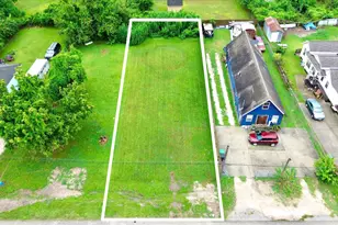 859 W Rittenhouse Rd, Houston, TX 77091 - Photo 2