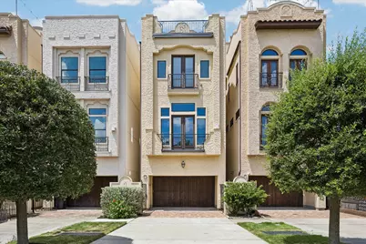 1059 W 16th Street, Houston, TX 77008 - Photo 1