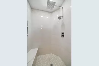 1059 W 16th Street, Houston, TX 77008 - Photo 18