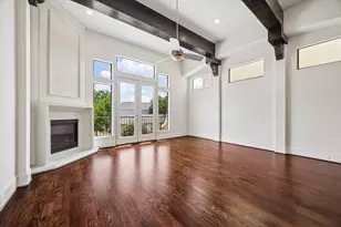1059 W 16th St, Houston, TX 77008 - Photo 14