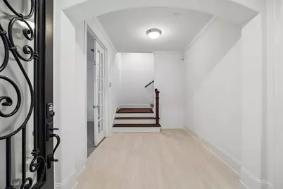 1059 W 16th Street, Houston, TX 77008 - Photo 10