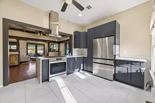 1414 Finch St, Houston, TX 77009 - Photo 8