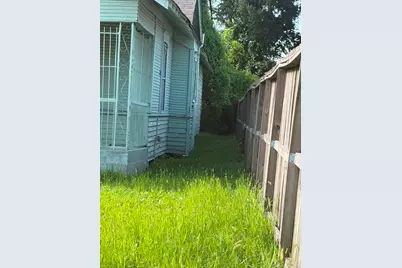 909 W Little York Road, Houston, TX 77091 - Photo 2