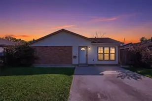914 Temple Cir, Hitchcock, TX 77563 - Photo 20
