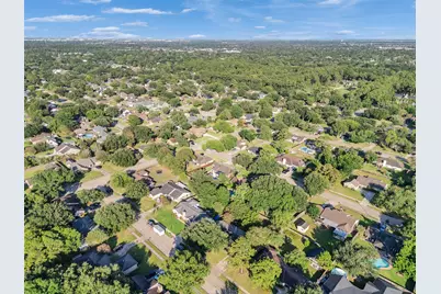 1208 Piney Woods Drive, Friendswood, TX 77546 - Photo 8