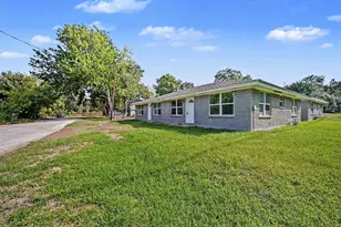716 Hargest St, Prairie View, TX 77446 - Photo 1