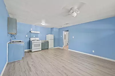 716 Hargest Street #A, Prairie View, TX 77446 - Photo 4