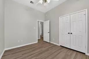 11714 Bollinger Park Ct, Houston, TX 77047 - Photo 36