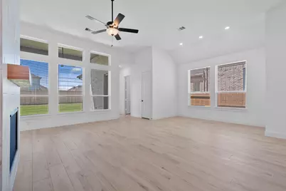 14910 Buffalo Head Street, Mont Belvieu, TX 77523 - Photo 18