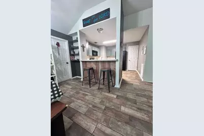 600 Spruce Dr, Conroe, TX 77302 - Photo 2