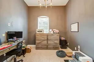 13812 N Lake Branch Ln, Houston, TX 77044 - Photo 36