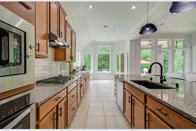 13812 N Lake Branch Lane, Houston, TX 77044 - Photo 10