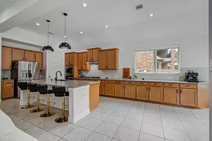 13812 N Lake Branch Ln, Houston, TX 77044 - Photo 8
