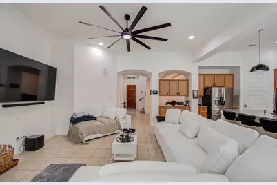 13812 N Lake Branch Lane, Houston, TX 77044 - Photo 16