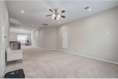 13812 N Lake Branch Lane, Houston, TX 77044 - Photo 32