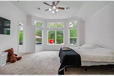 13812 N Lake Branch Lane, Houston, TX 77044 - Photo 24