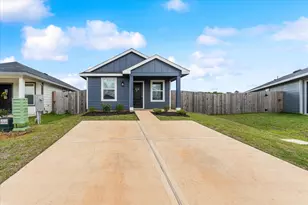 12359 Sword Point Ct, Willis, TX 77378 - Photo 1
