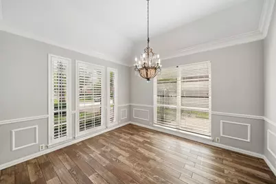 6714 Morningside Drive, Sugar Land, TX 77479 - Photo 8