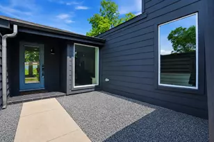 10819 Burdine St, Houston, TX 77096 - Photo 2