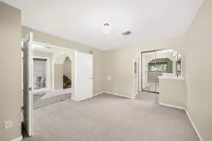 702 W Country Grove Cir, Pearland, TX 77584 - Photo 18