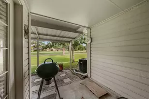 702 W Country Grove Cir, Pearland, TX 77584 - Photo 22