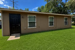 5609 Langley Rd, Houston, TX 77016 - Photo 2