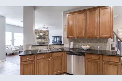9615 Brackenton Crest Drive, Spring, TX 77379 - Photo 8