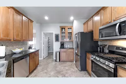 9615 Brackenton Crest Drive, Spring, TX 77379 - Photo 6