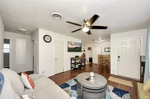 221 W 4th St, Deer Park, TX 77536 - Photo 8