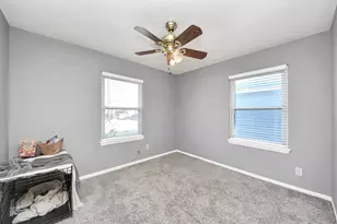 221 W 4th St, Deer Park, TX 77536 - Photo 24