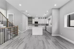 1122 W 16th St, Houston, TX 77008 - Photo 12