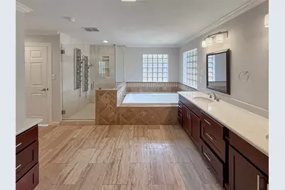 4319 Woodvalley Drive, Houston, TX 77096 - Photo 30