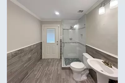 4319 Woodvalley Drive, Houston, TX 77096 - Photo 16