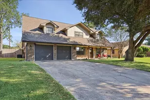 4404 Pinemont Dr, Orange, TX 77632 - Photo 2