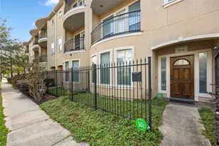 1614 Stuart St, Houston, TX 77004 - Photo 2