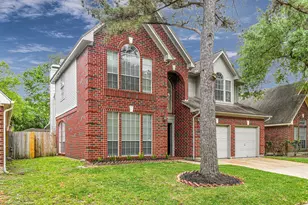 8827 Lawncliff Ln, Houston, TX 77040 - Photo 2
