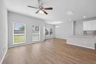 202 Emerald Thicket Ln, Huffman, TX 77336 - Photo 6