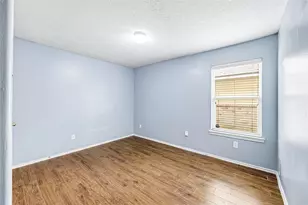 1435 Stone Bluff Dr, Houston, TX 77073 - Photo 10