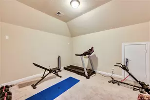 2415 Flowering Brook Ln, Sugar Land, TX 77479 - Photo 32