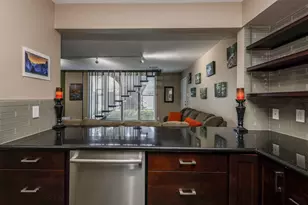 1219 Banks St, Houston, TX 77006 - Photo 22
