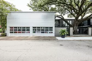 1219 Banks St, Houston, TX 77006 - Photo 1