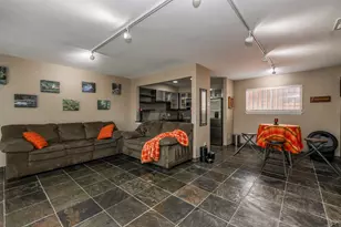 1219 Banks St, Houston, TX 77006 - Photo 12