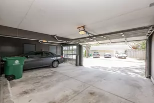 1219 Banks St, Houston, TX 77006 - Photo 32