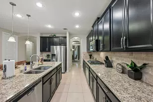 17105 Stillhouse Lake Ct, Houston, TX 77044 - Photo 16