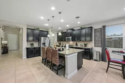 17105 Stillhouse Lake Court, Houston, TX 77044 - Photo 14